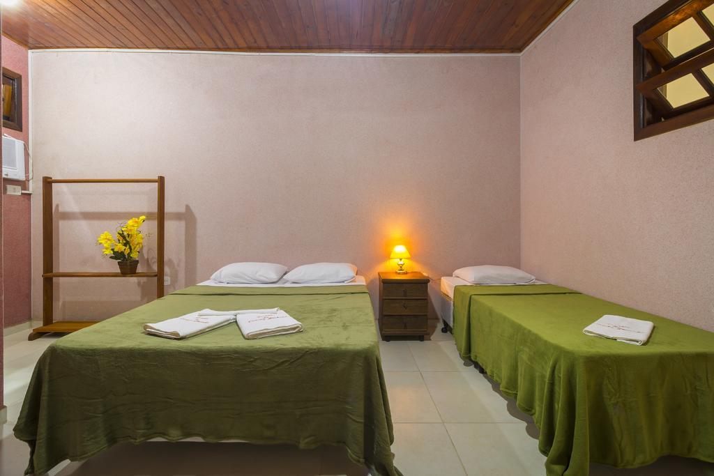 Recanto Da Canela Amarela Hotel Araquari Buitenkant foto